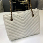 입생로랑 송아지 가죽 숄더백 568865