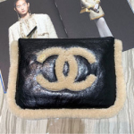 샤넬 클러치백 AS0322