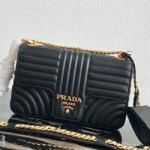프라다 가죽 모노크롬 숄더백 1BD108