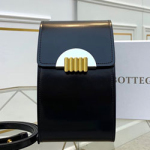 보테가 베네타 플랩 백 200208