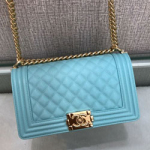 샤넬 보이백 캐비어 미듐 AS200315