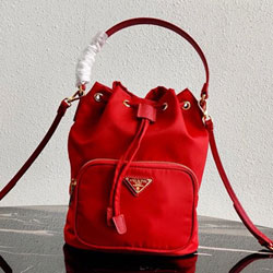 프라다 신상 버킷백 1BH038