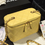 샤넬 화장품 가방 AS200507