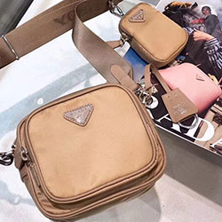 프라다 크로스백 1BH017 C