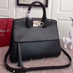 페레가모 토트숄더백 21H159 C