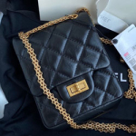 샤넬 케이스 백 AS200910