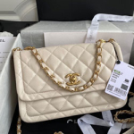 샤넬 플랩 백 CH201027