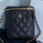 샤넬 케이스 백 CH201028