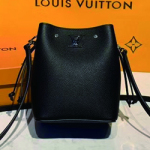 루이비통 나노 락미 버킷 M68709