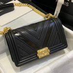 샤넬 보이백  25cm 210325