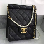 샤넬 플랩백 AS210823