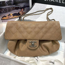 샤넬 플랩 백 AS2910