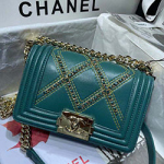 샤넬 보이백 20cm AS67086