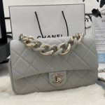 샤넬 플랩 백 AS1354