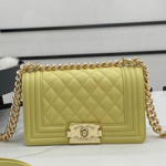 샤넬 캐비어 보이백 20cm C-220304