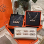 에르메스-7834738