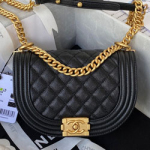 샤넬 체인 크로스백 AS3350