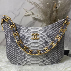 샤넬 토트 백 AS3562