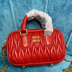 미우미우 숄더백 5BP077