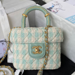 샤넬 플랩백 AS3973