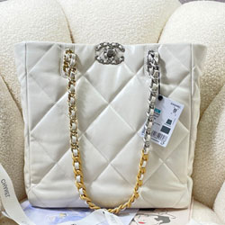 샤넬 핸드백 AS3519