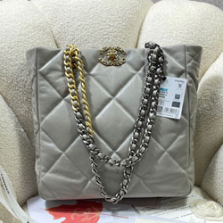 샤넬 핸드백 AS3519