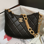 샤넬 핸드백  AS4220