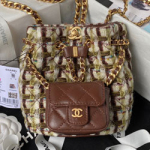 샤넬 백팩 AS3947