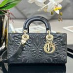 크리스찬디올 숄더백 DR230827