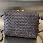 보테가 베네타 핸드백 680256