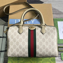 구찌 숄더백 772061