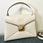 발렌티노 크로스백 1968