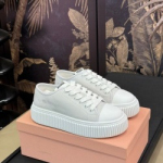 미우미우 M- 389234