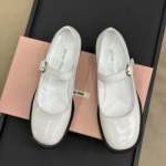 미우미우 M-648378