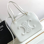 셀린느 토드백  111383