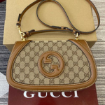 구찌 숄더백 815714