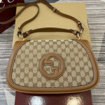 구찌 숄더백 815716