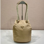 프라다 핸드백 1BE082