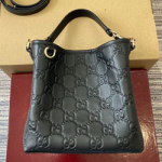 구찌 숄더백 815118