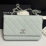 샤넬 WOC 플랩 백 AP3723