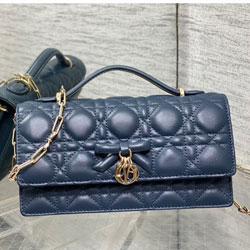 크리스찬디올 숄더백 M2602